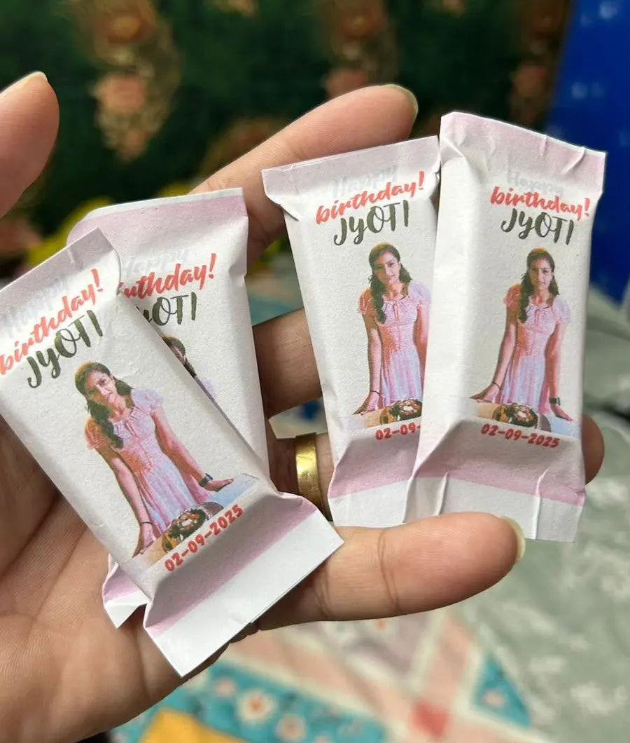 Customized Chocolate (KIT Kat) Minimum 50 Quantity FLIPZONS